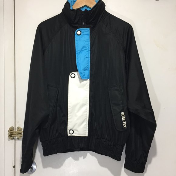 GORE-TEX LIGHTWEIGHT JACKETS SIZE L - Picture 2 of 7
